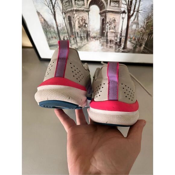 ‎Under Armour Assert AC Running Shoes - Picture 10 of 16